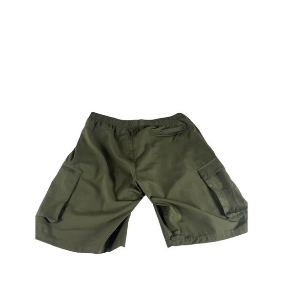 Lightweight mens green cargo shorts size XL with elastic waist - Picture 6 of 6